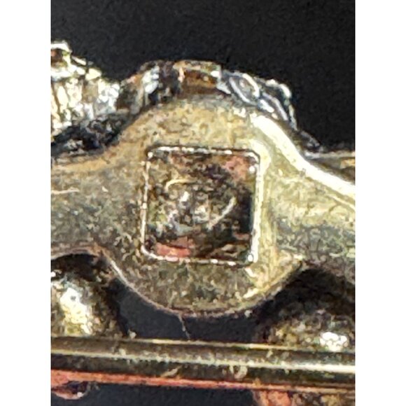 Vintage Gold Tone Circle Brooch With Purple & Blue Stones - Picture 4 of 6